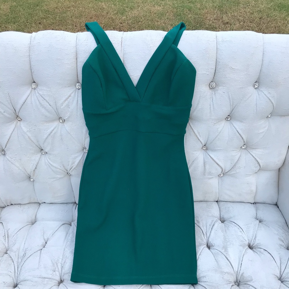 Forever 21 Emerald Green Dress Size Small